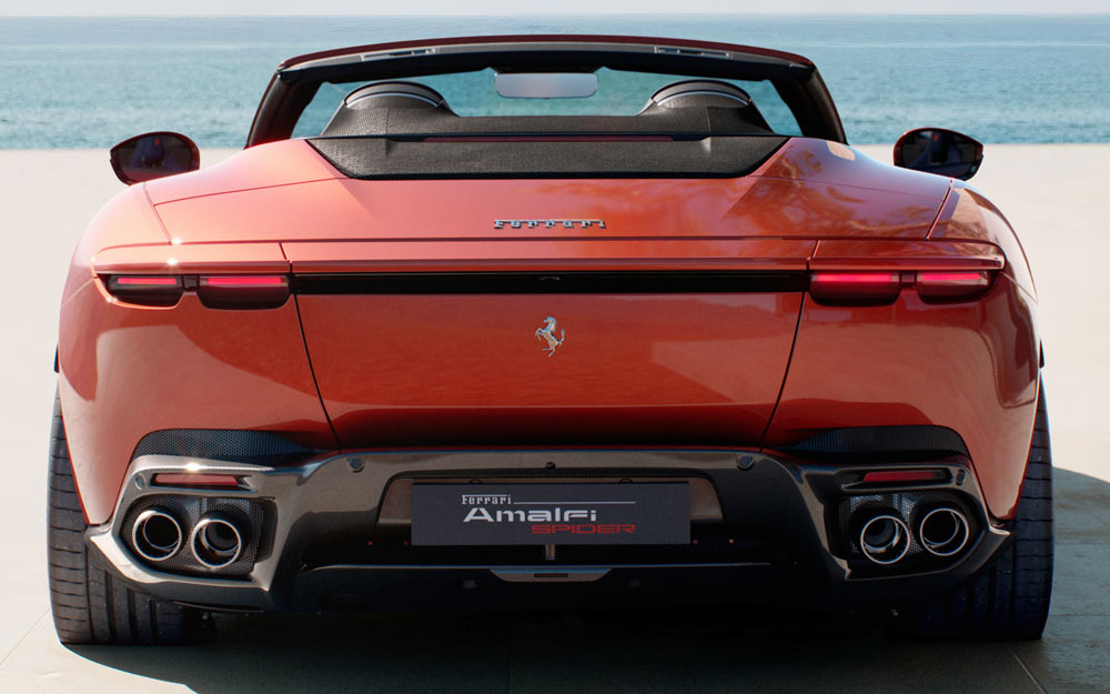 Frontale Posteriore della Ferrari Amalfi Spider Rossa